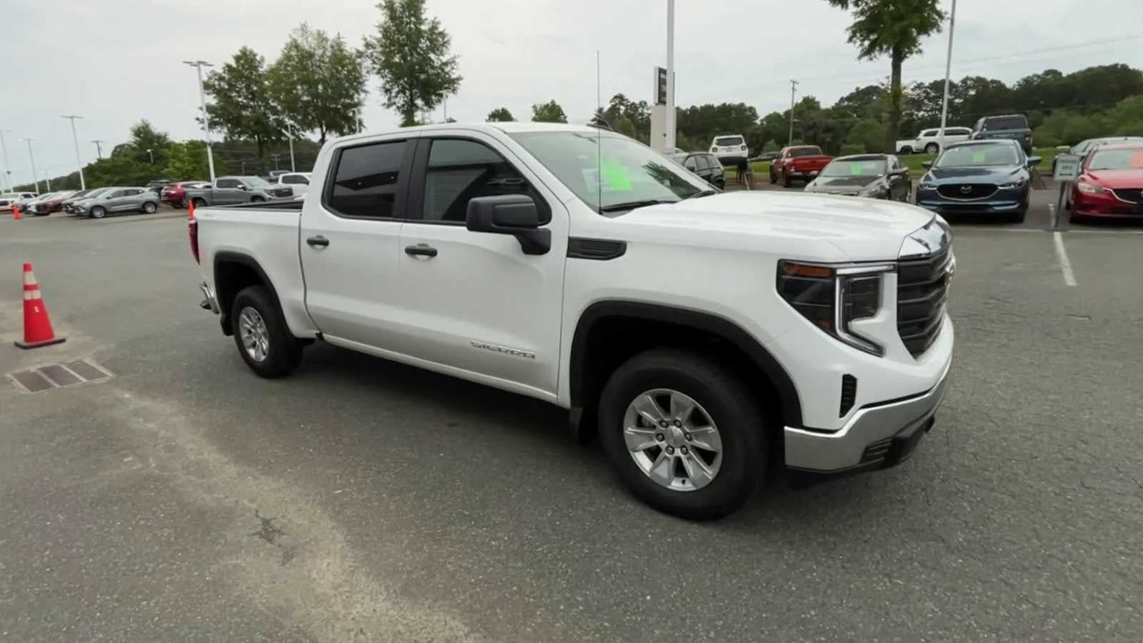 2024 GMC Sierra 1500 Pro