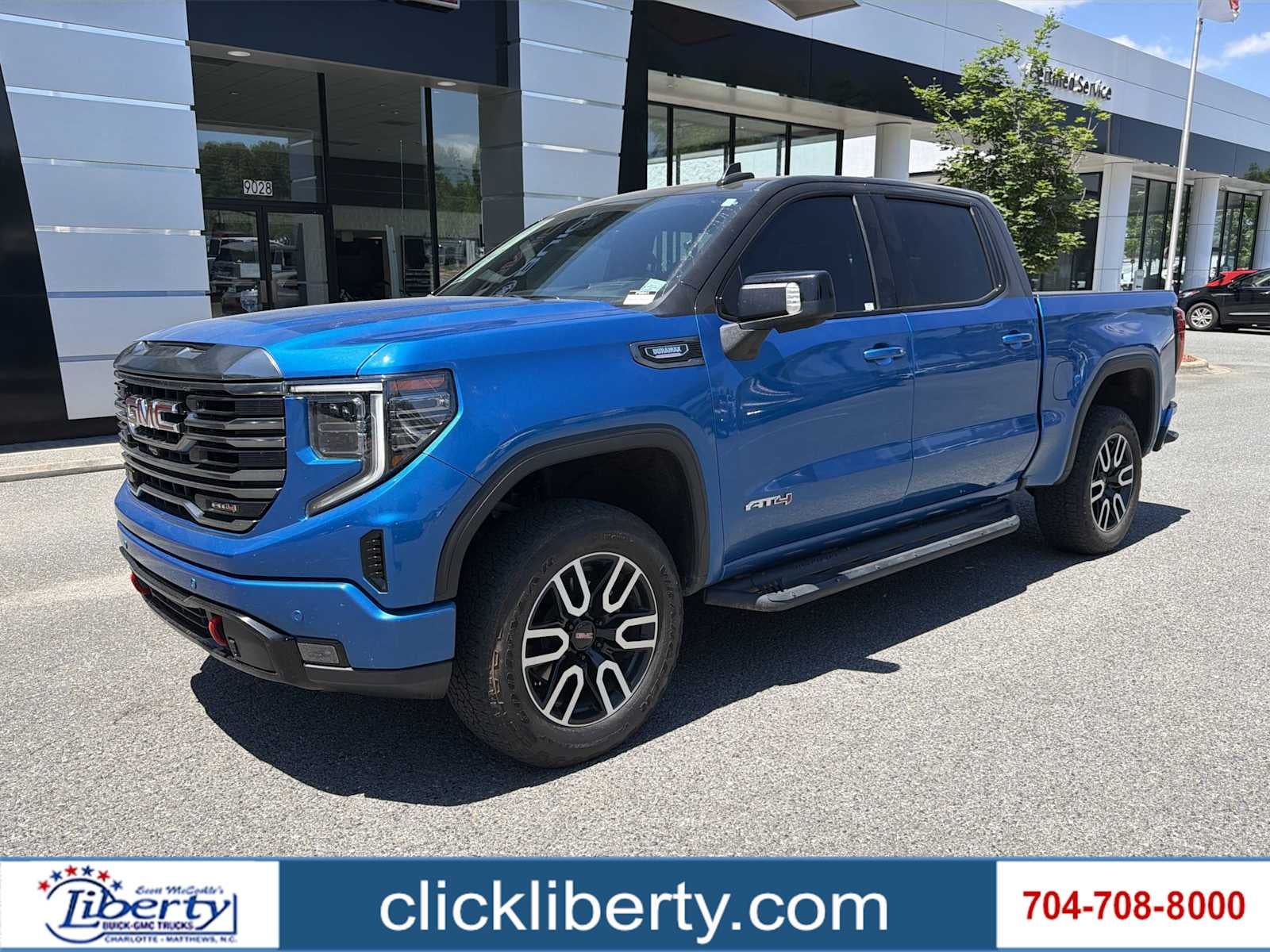 2023 GMC Sierra 1500 AT4