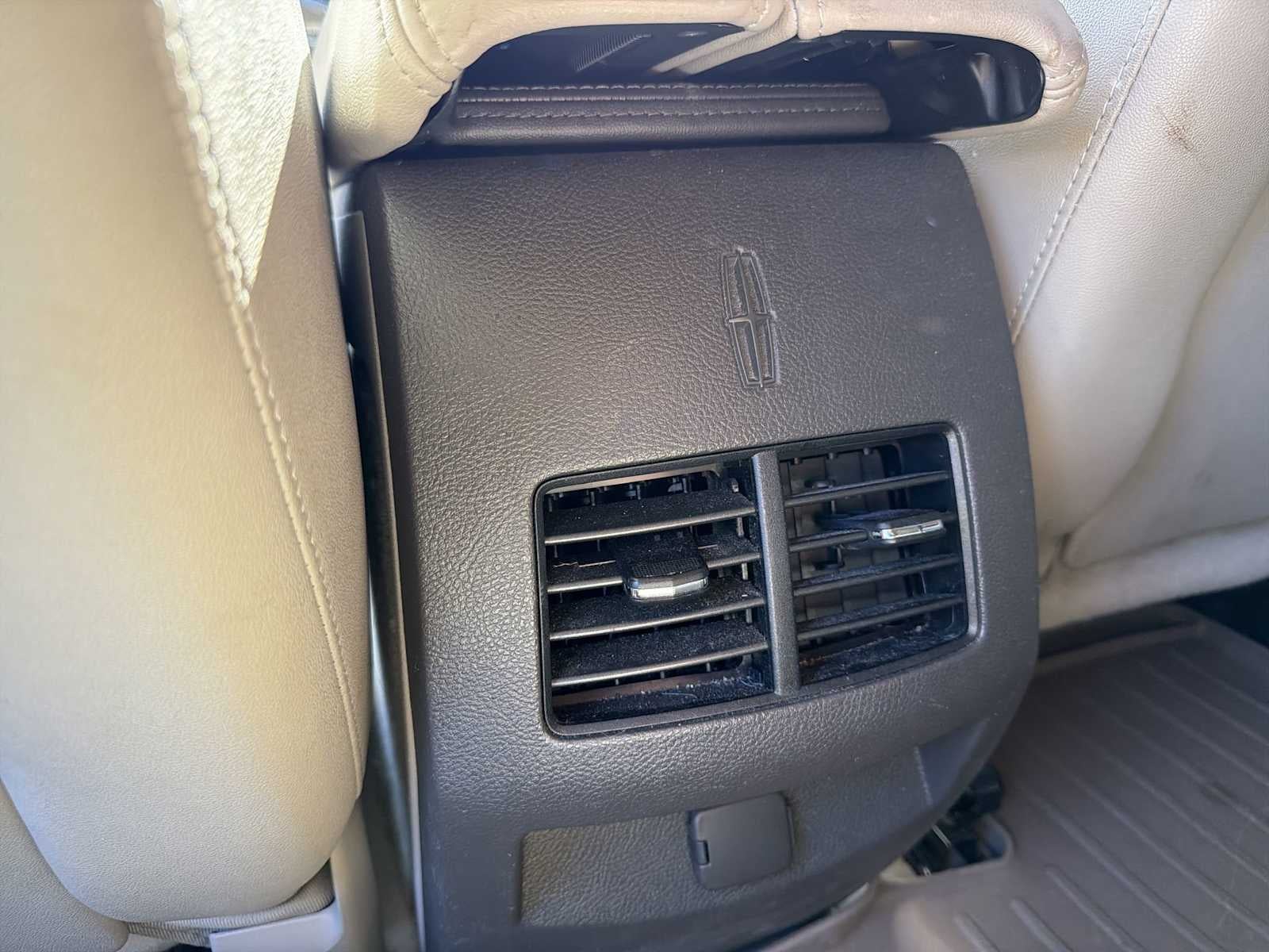 2013 Lincoln MKX FWD 4dr