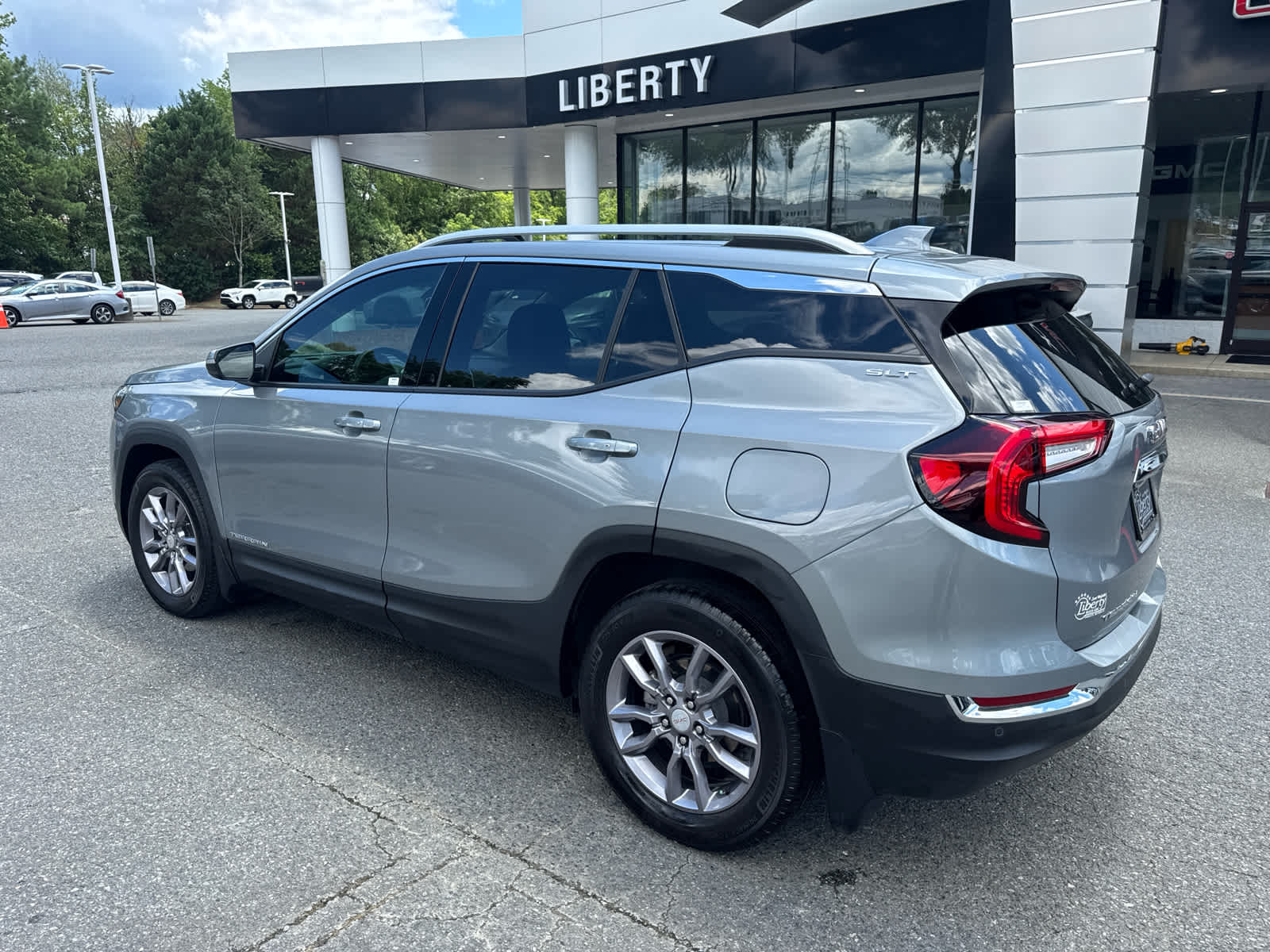 2023 GMC Terrain SLT