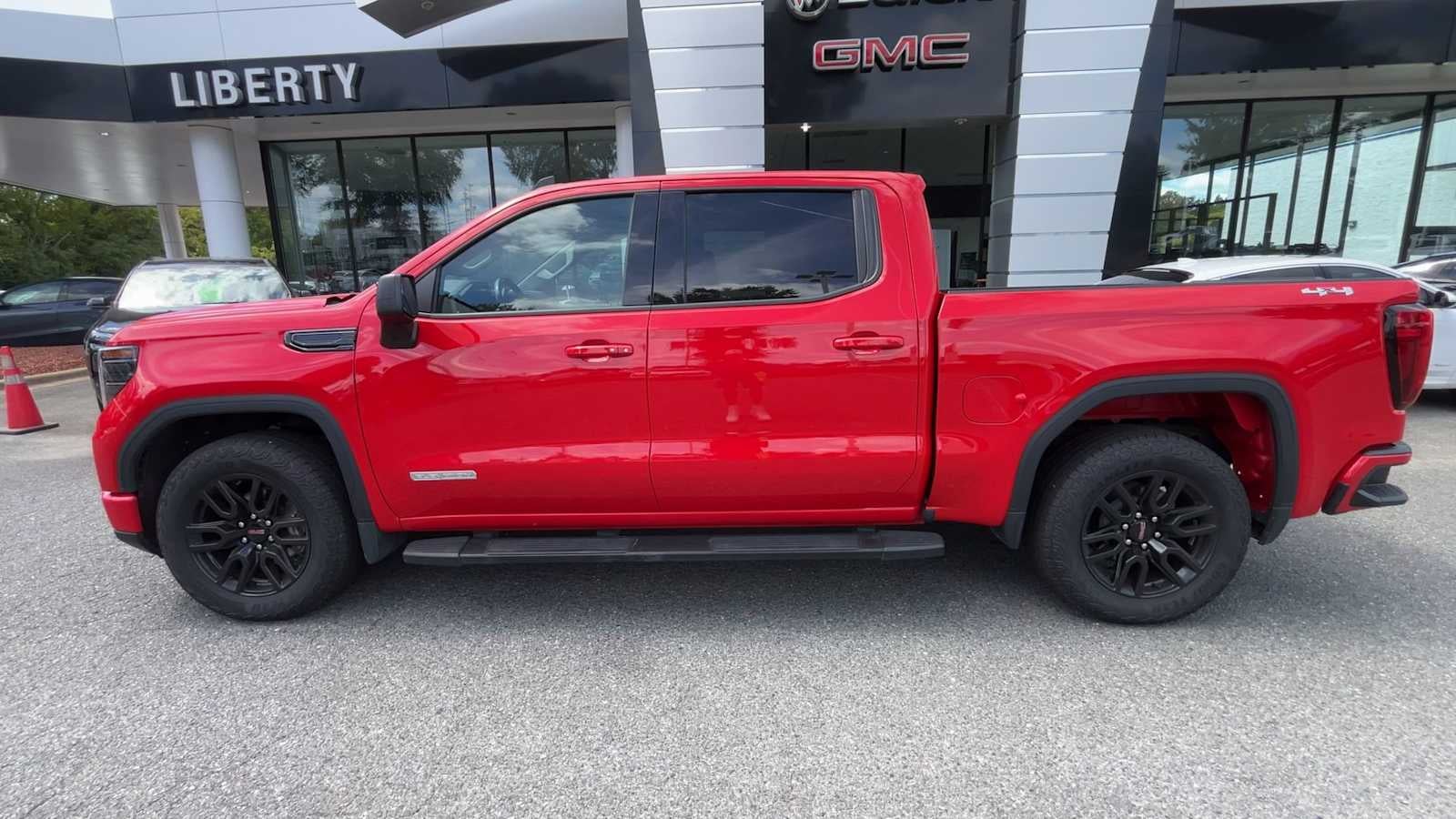 2022 GMC Sierra 1500 Elevation