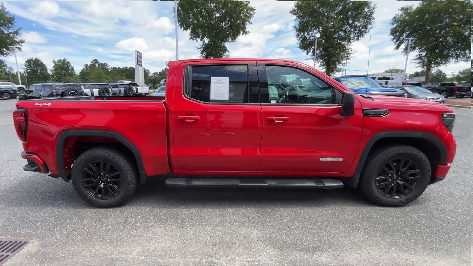 2022 GMC Sierra 1500 Elevation