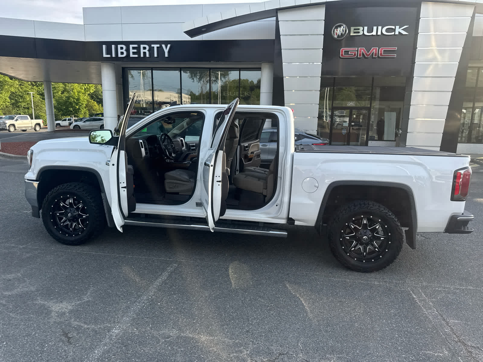 2018 GMC Sierra 1500 SLT