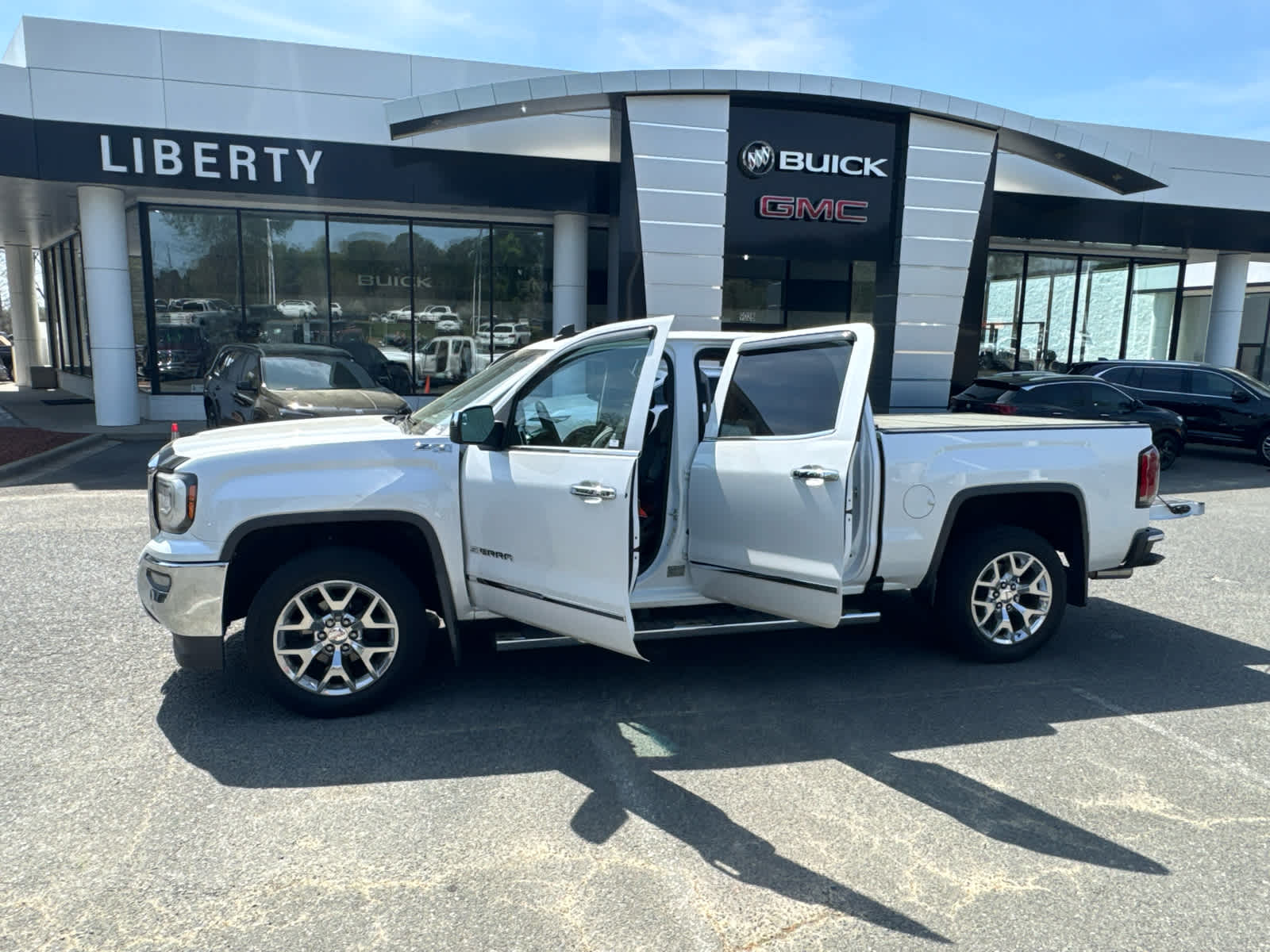 2017 GMC Sierra 1500 SLT