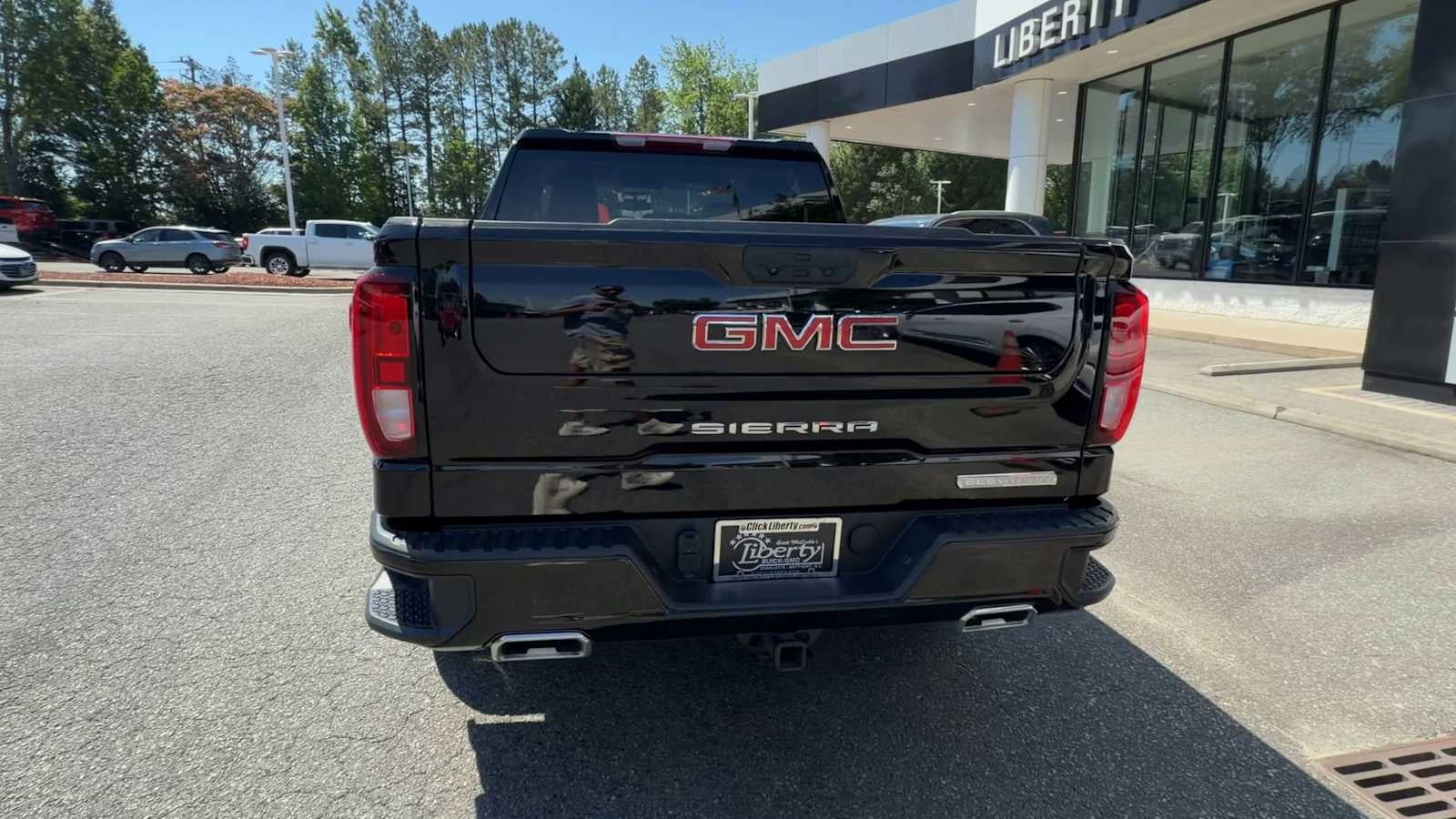 2024 GMC Sierra 1500 Elevation