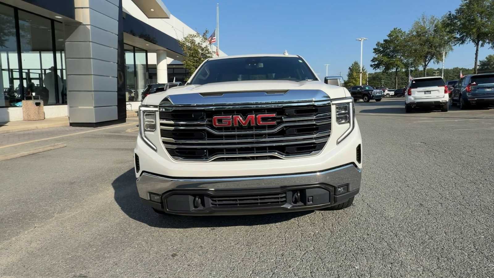 2022 GMC Sierra 1500 SLT
