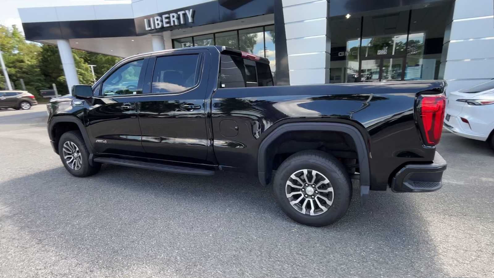 2022 GMC Sierra 1500 AT4