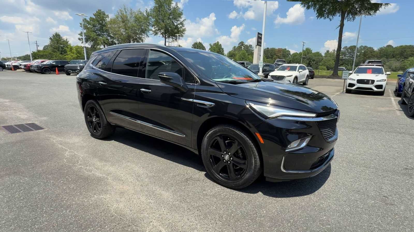 2024 Buick Enclave Essence