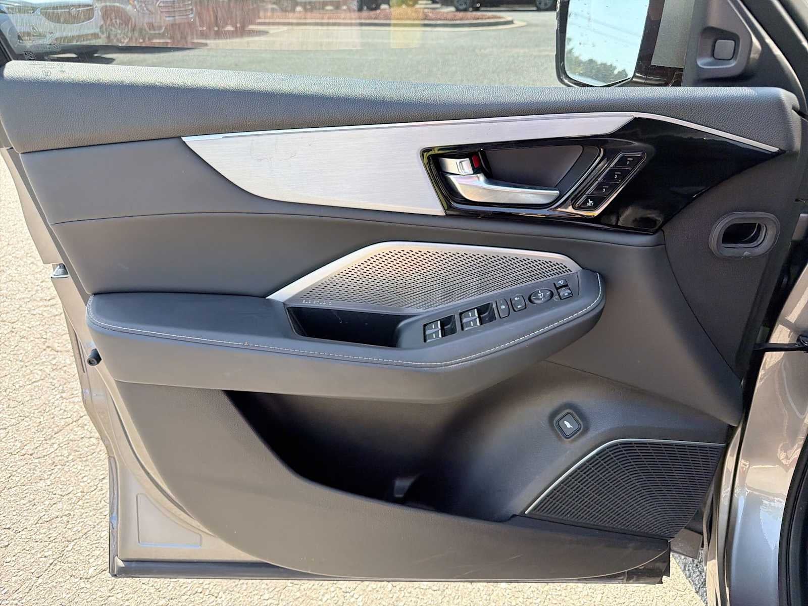 2023 Acura MDX w/Technology Package