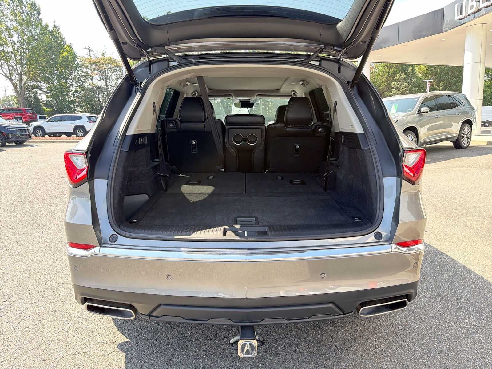 2023 Acura MDX w/Technology Package