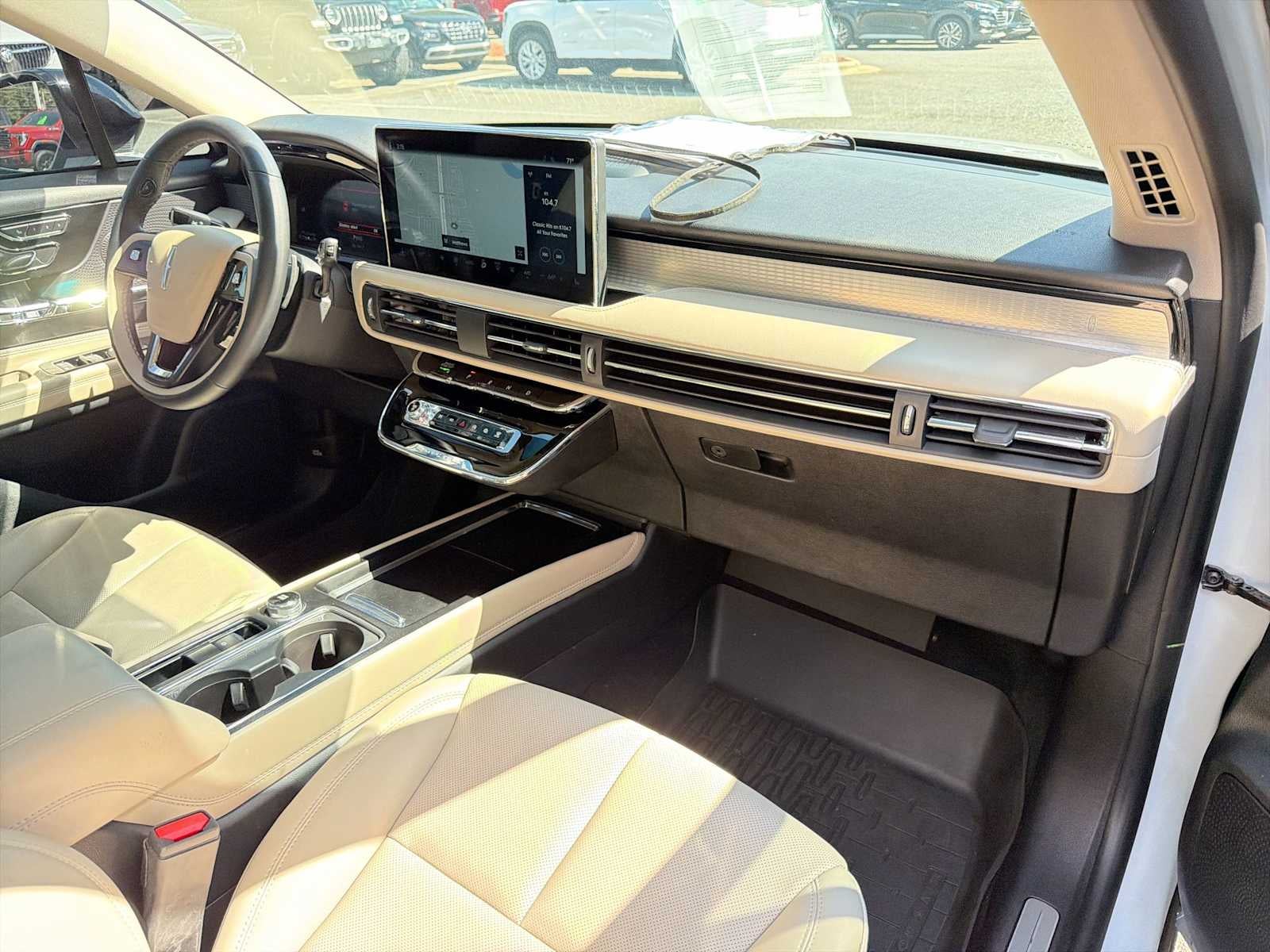 2025 Lincoln Corsair Premiere