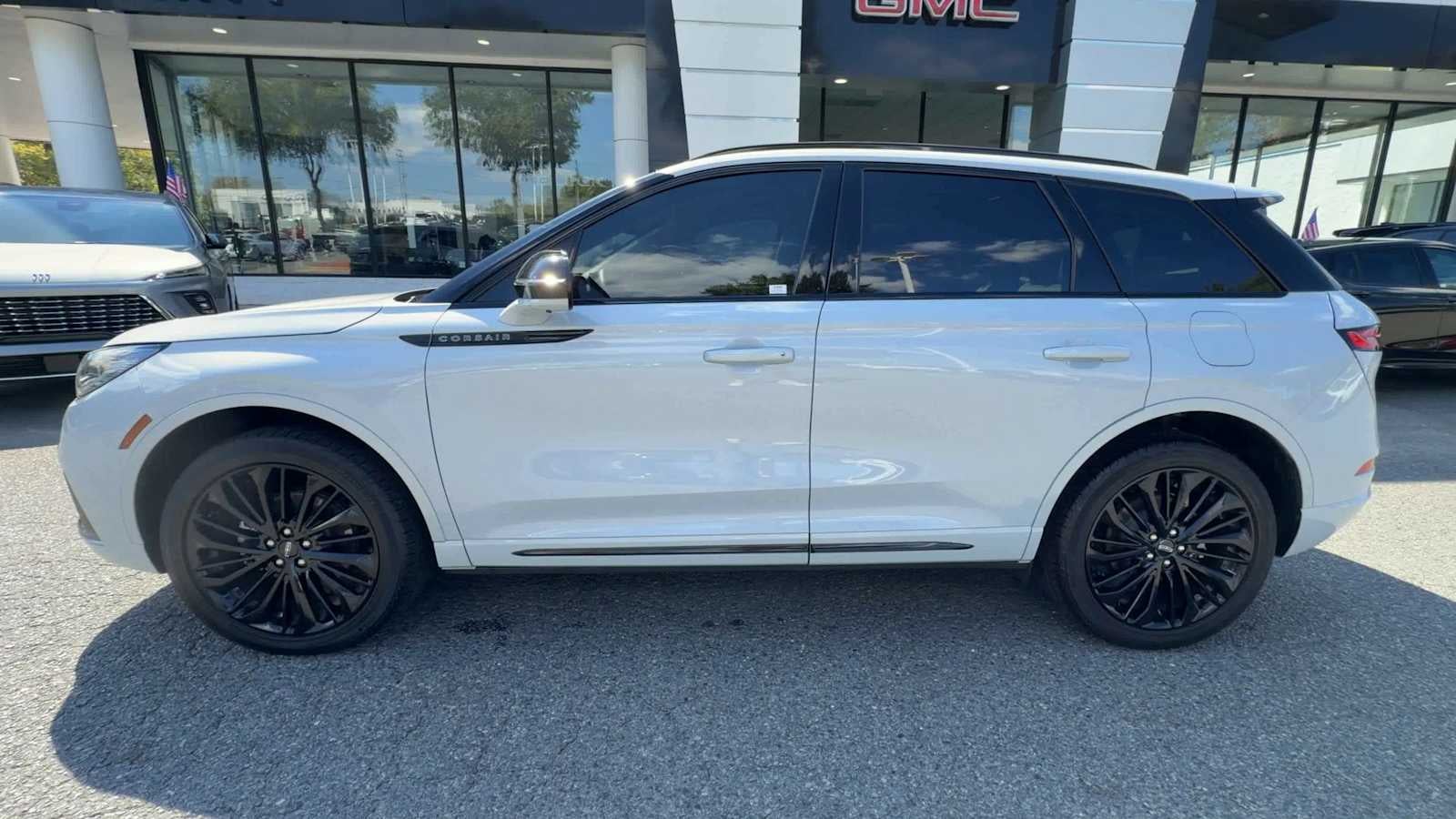 2025 Lincoln Corsair Premiere