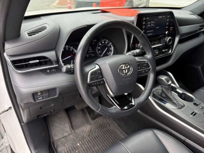 2021 Toyota Highlander XSE