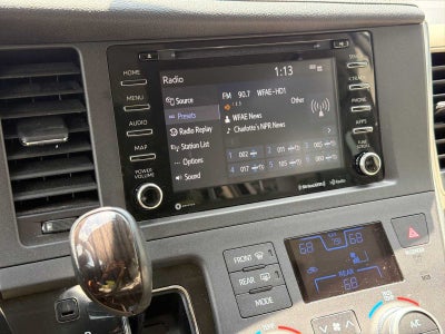 2019 Toyota Sienna XLE Premium