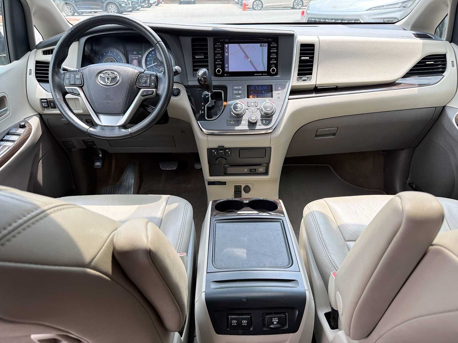 2019 Toyota Sienna XLE Premium