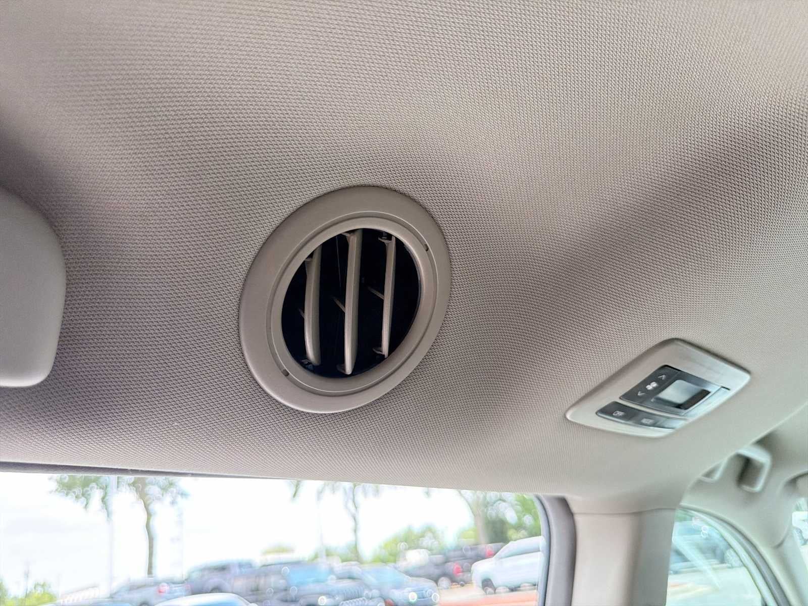 2019 Toyota Sienna XLE Premium