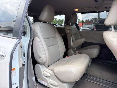 2019 Toyota Sienna XLE Premium