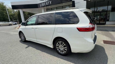2019 Toyota Sienna XLE Premium