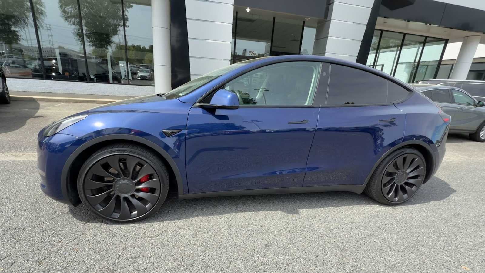 2023 Tesla Model Y Performance
