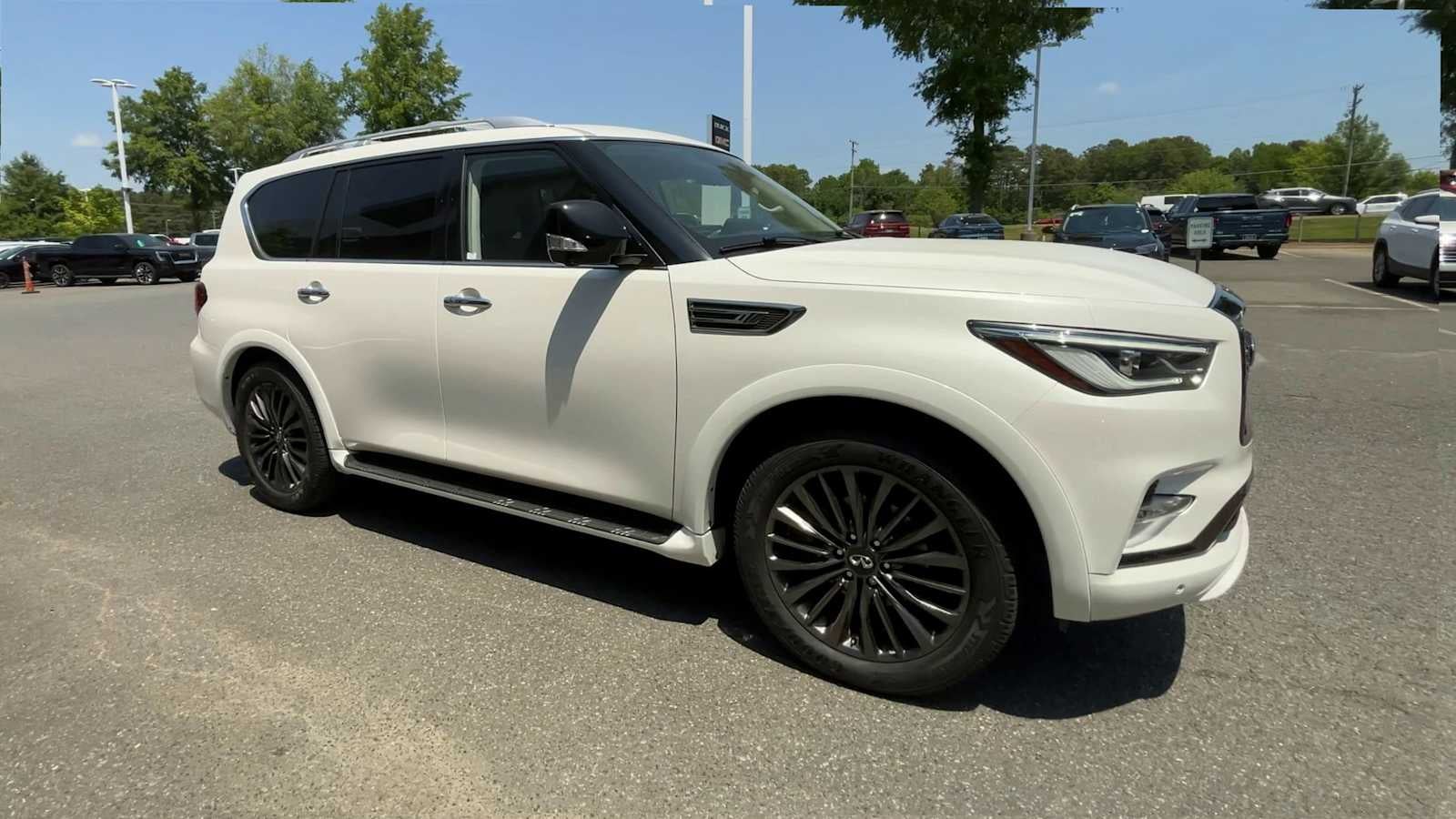 2022 INFINITI QX80 PREMIUM SELECT