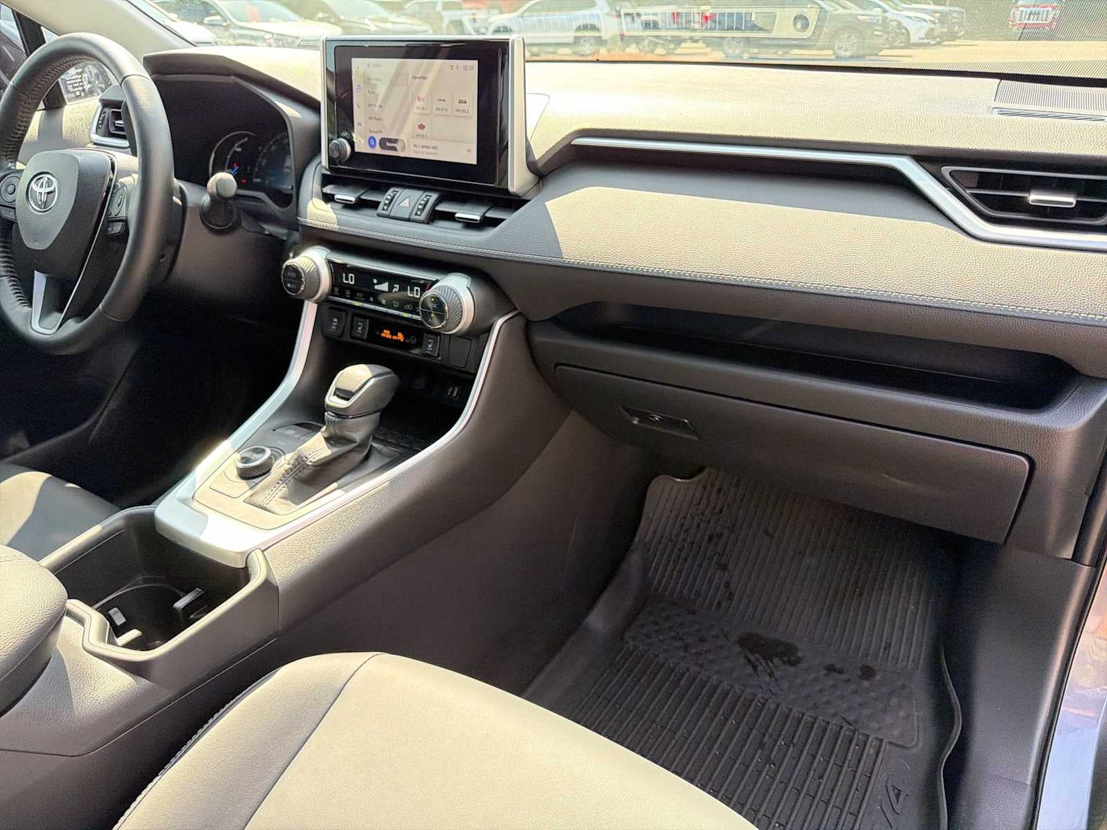 2025 Toyota RAV4 Hybrid XLE Premium