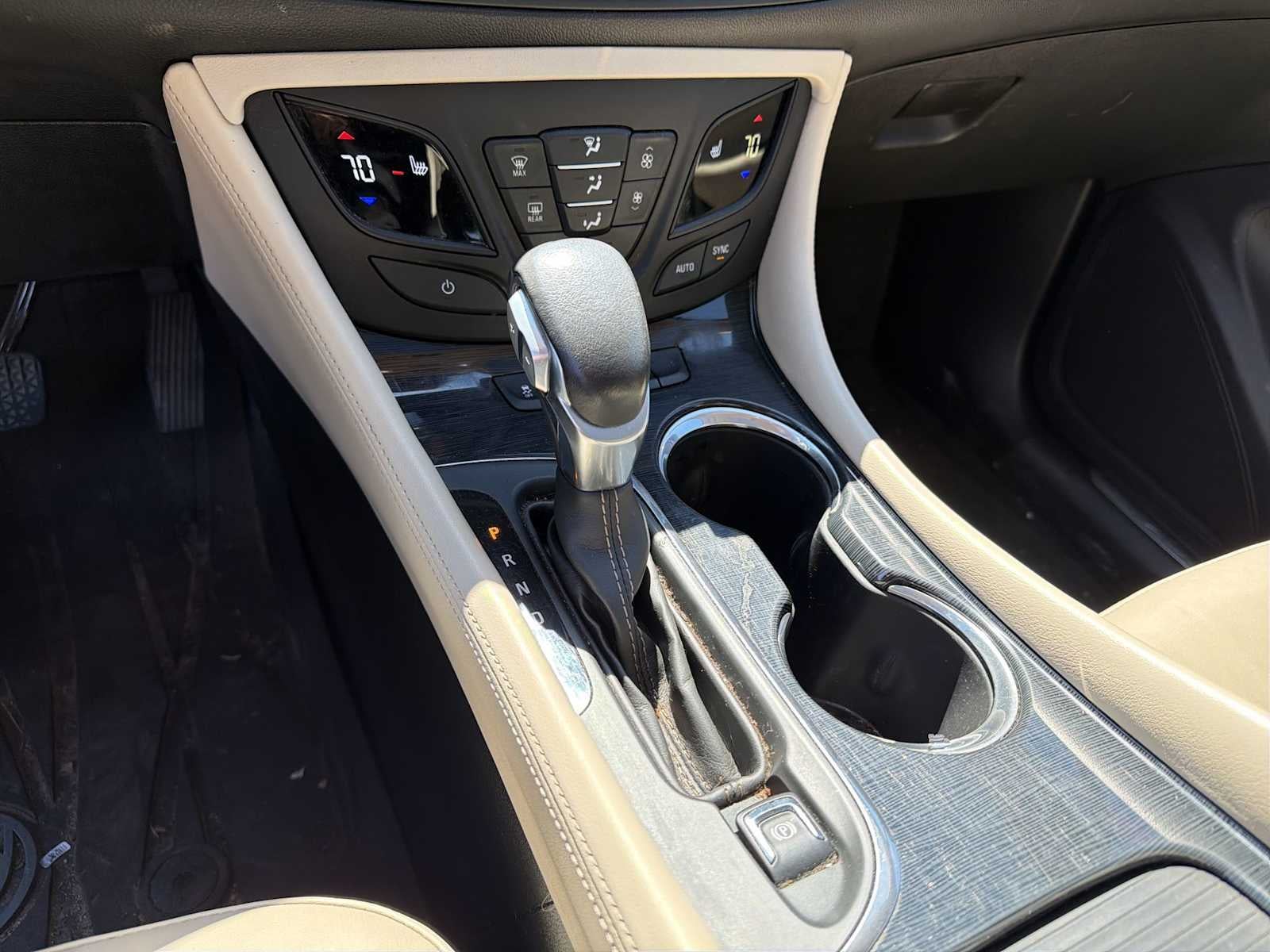 2018 Buick Envision Essence