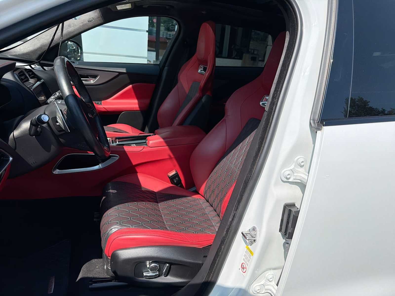 2020 Jaguar F-PACE SVR