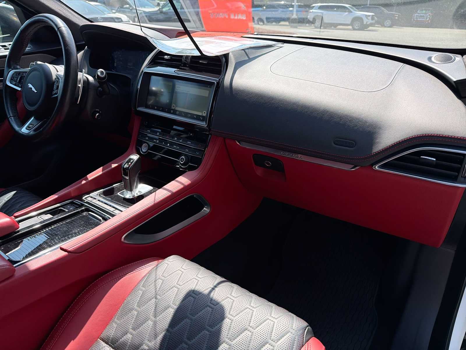 2020 Jaguar F-PACE SVR