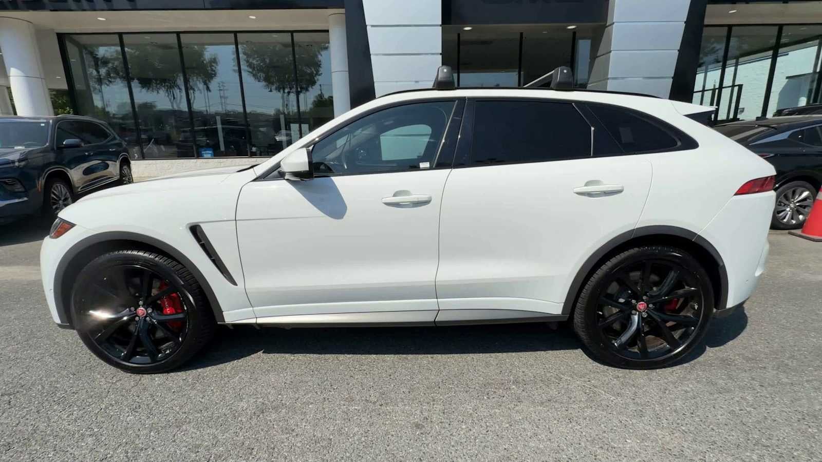 2020 Jaguar F-PACE SVR