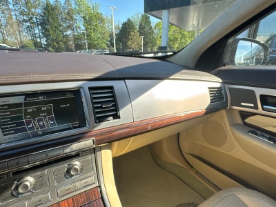 2010 Jaguar XF Portfolio