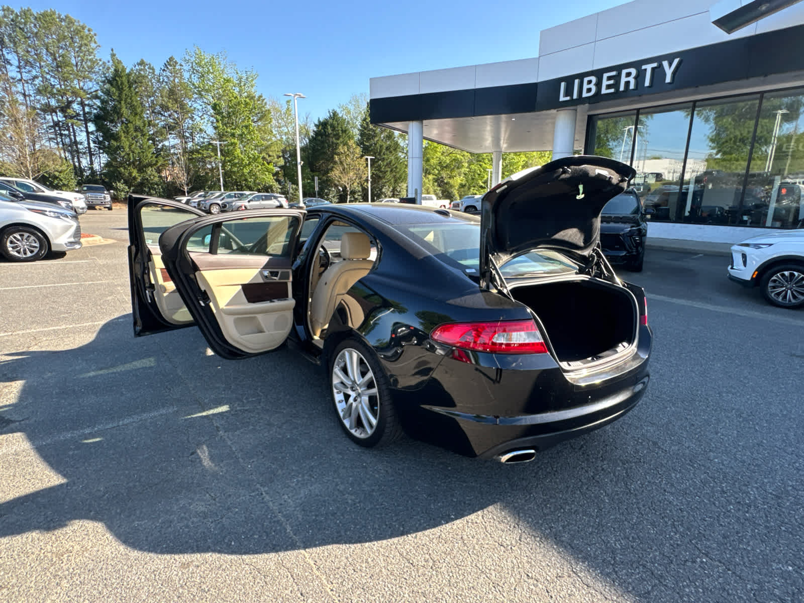 2010 Jaguar XF Portfolio