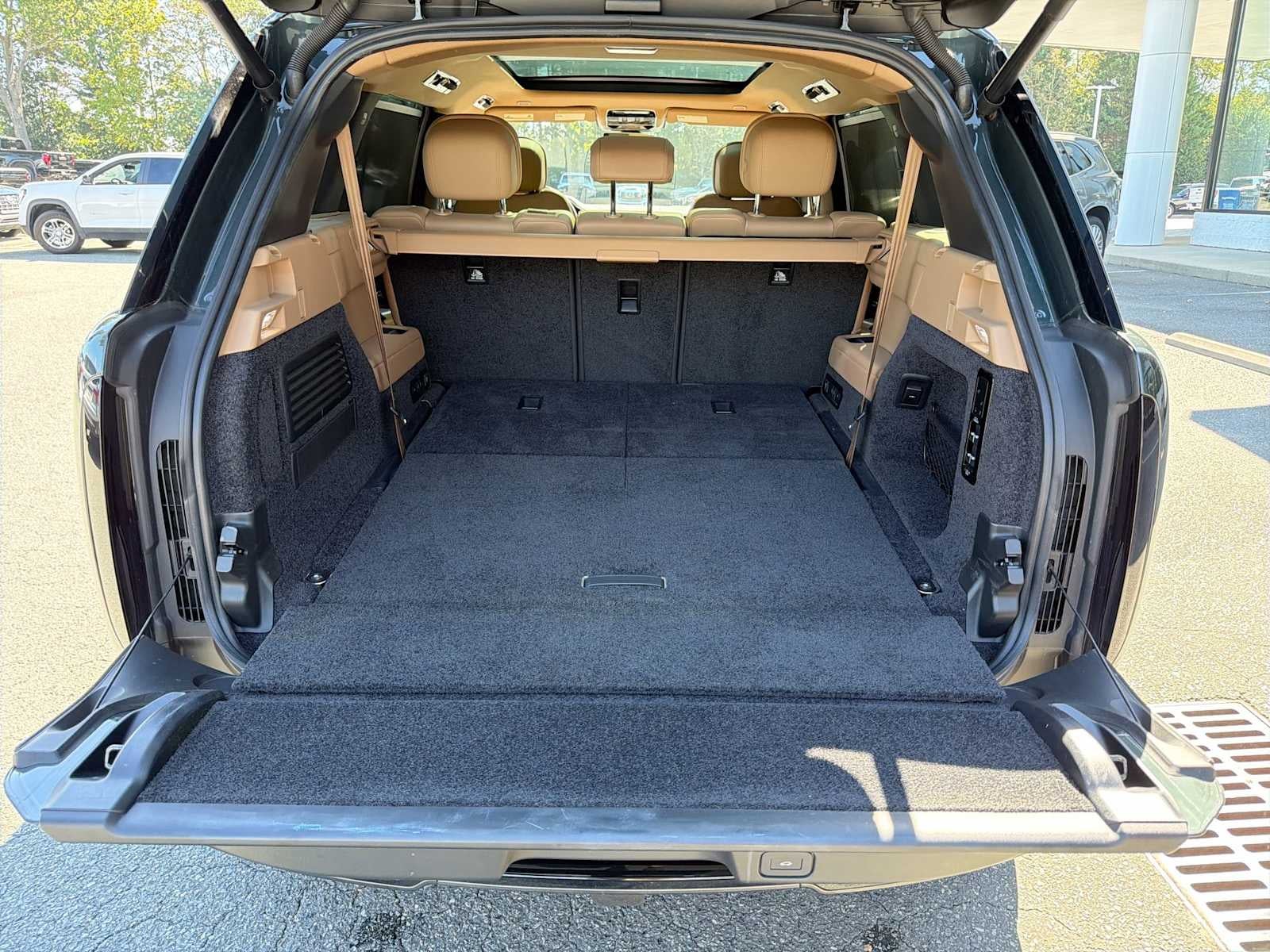 2024 Land Rover Range Rover SE